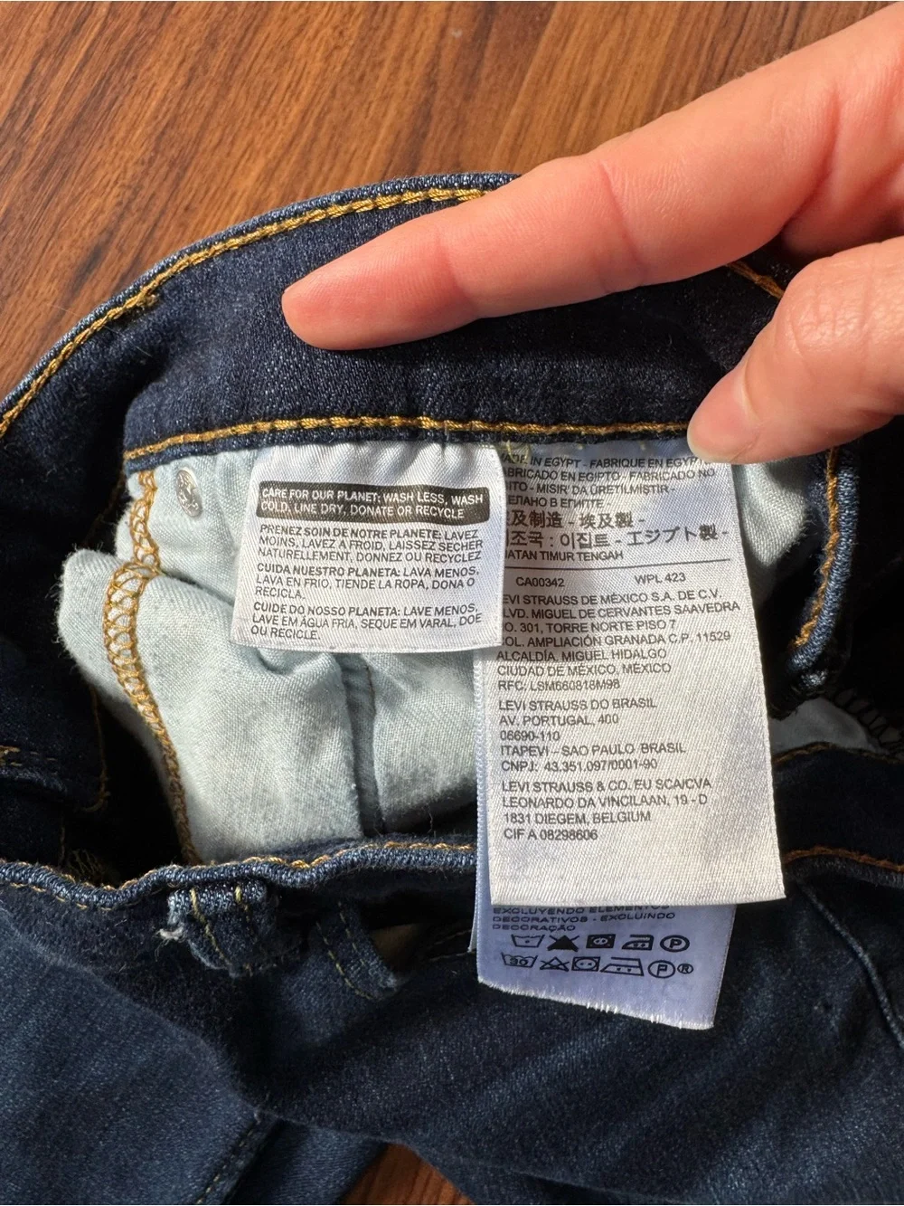 Levi’s 511 Jeans Men's 36X32 Blue Denim Straight Leg Waistband 5-Pocket Design